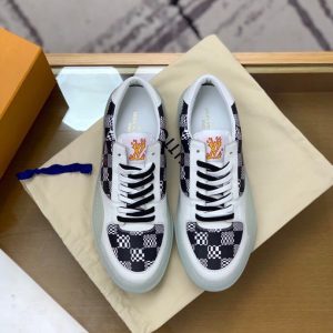 Louis Vuitton Men s colorful sneakers